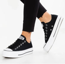 Cargar imagen en el visor de la galería, CONVERSE POLIPIEL NEGRAS
